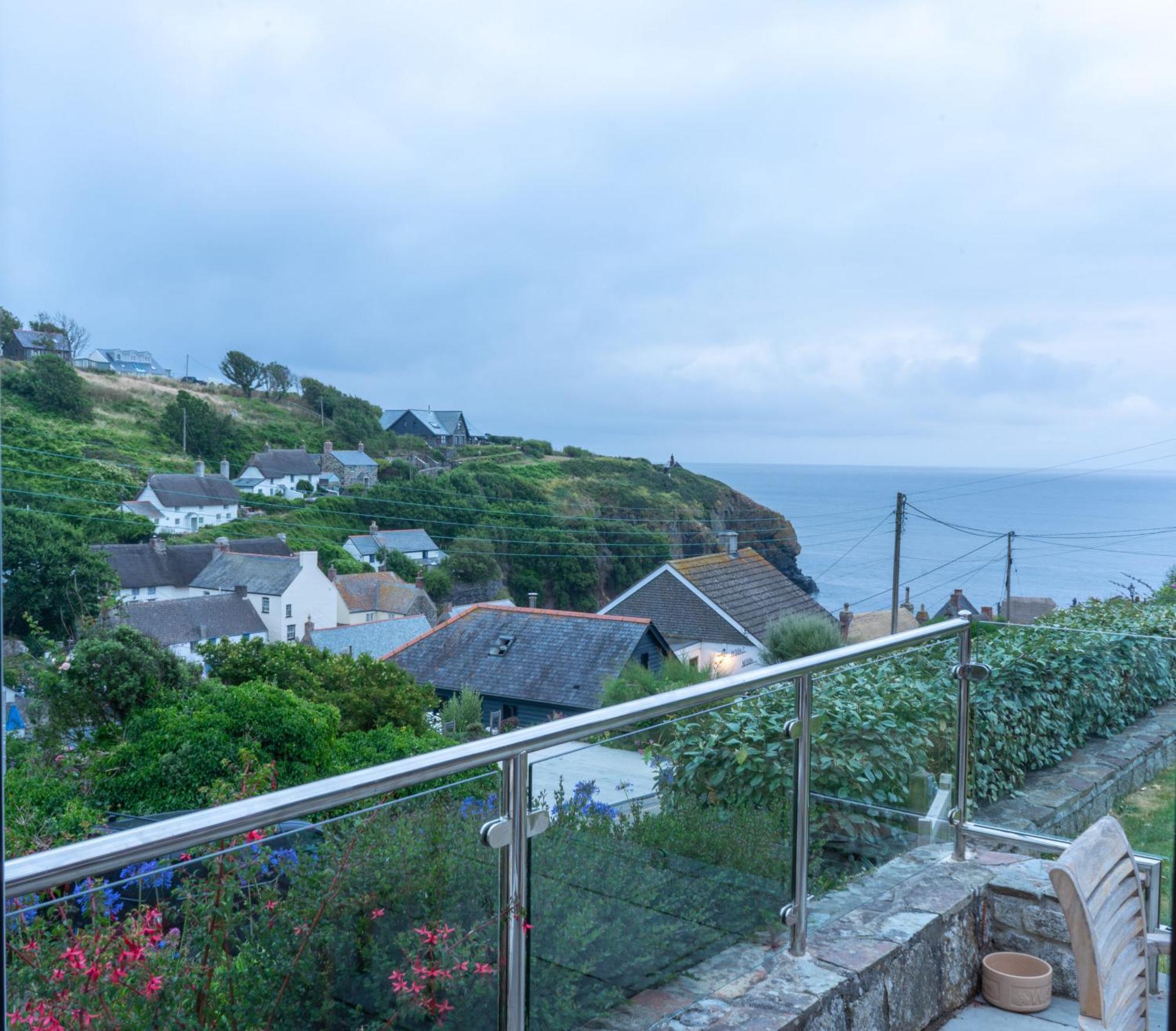 Spinnaker Cadgwith Holiday Home Kültér fotó